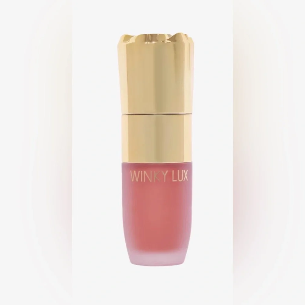 WINKY LUX Pink Blush Makeup